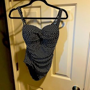 Niptuck swim - Size 8